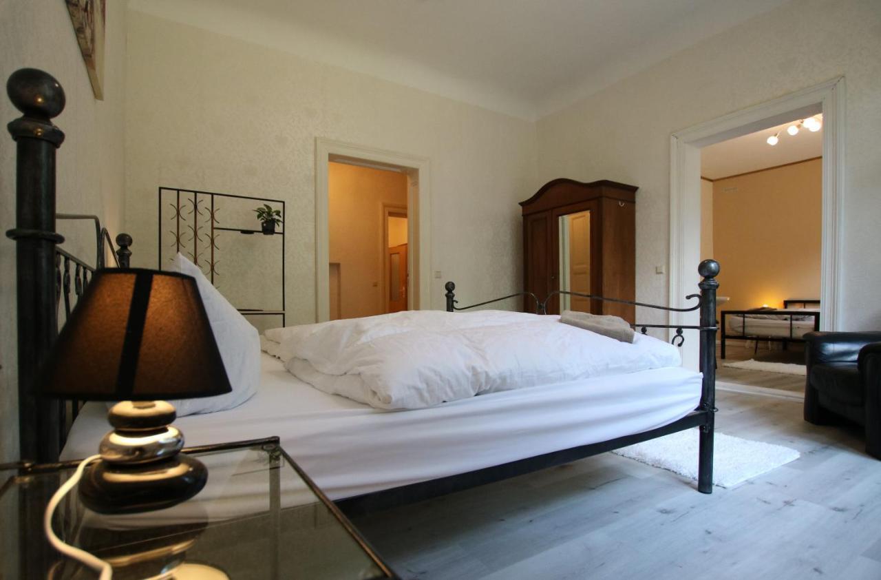 Familyandbike Villa Neupetershain Szoba fotó