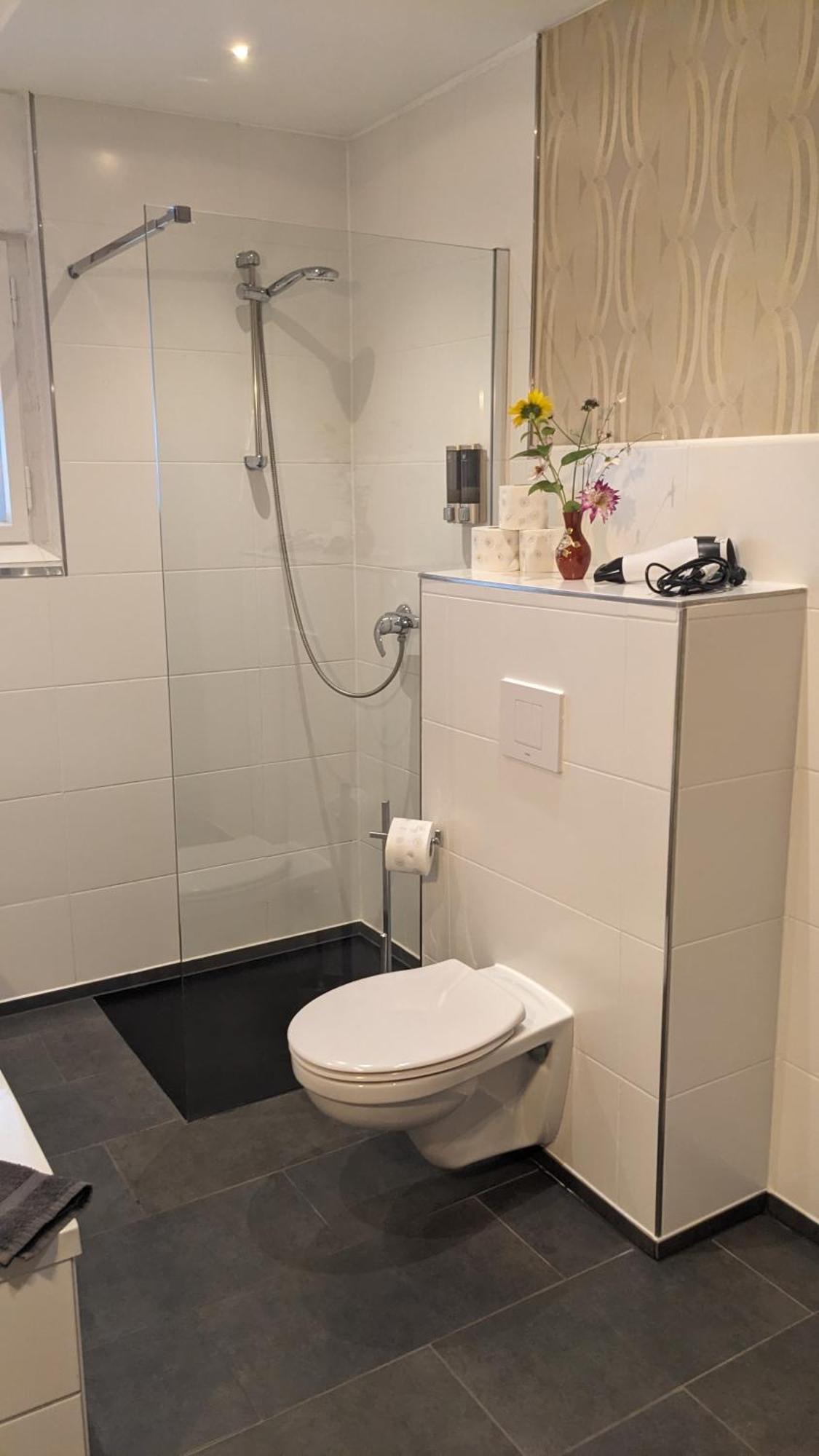 Familyandbike Villa Neupetershain Szoba fotó
